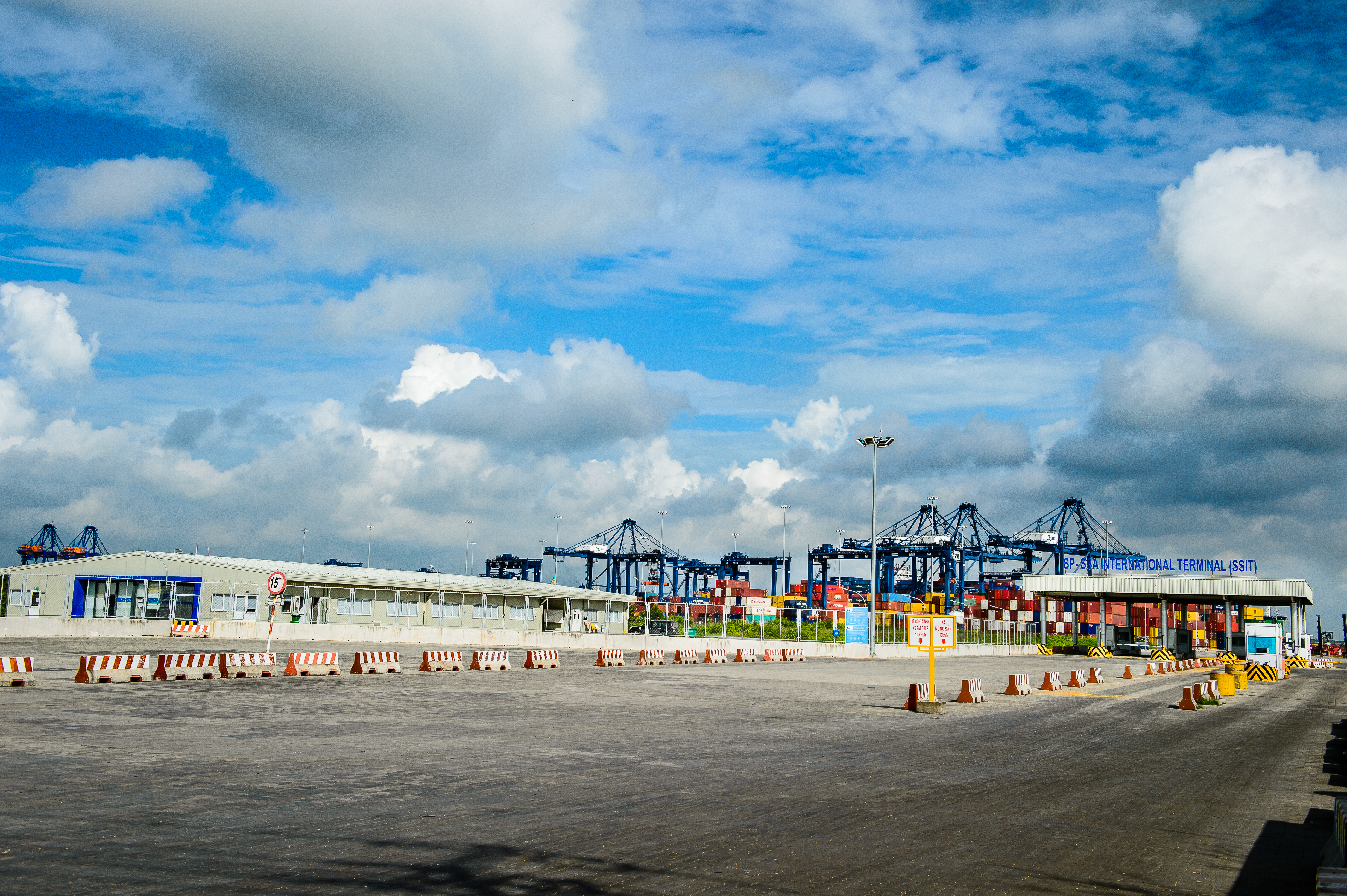 SSIT sets a record of 500,000 TEU